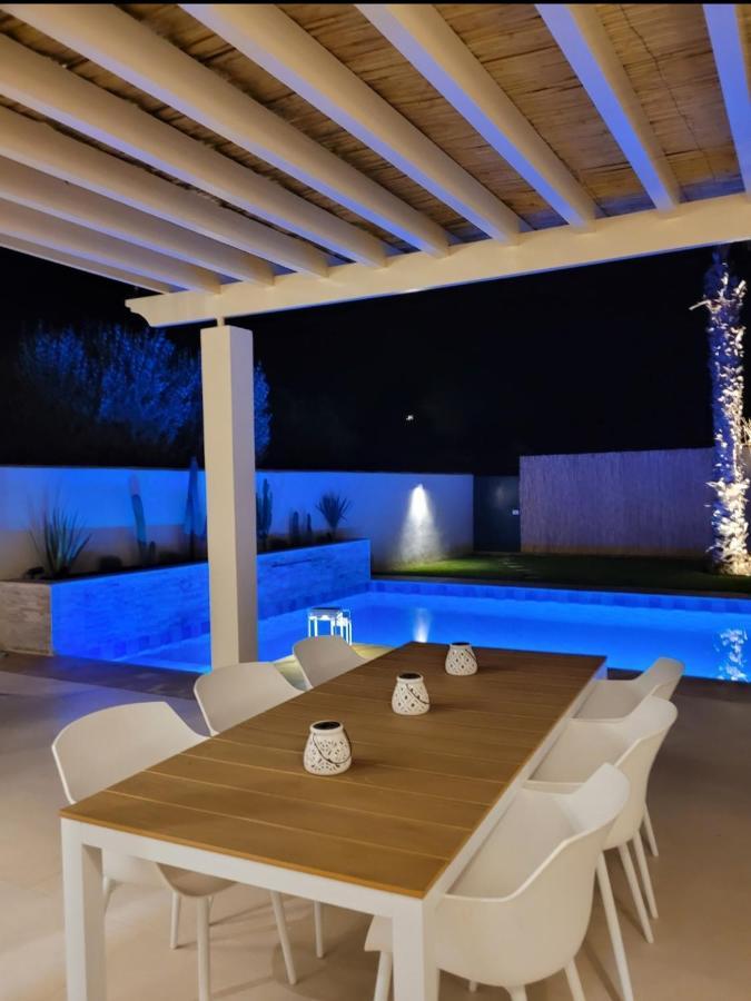 Villa Nawal Et Sa Piscine Chauffee Sans Vis-A-Vis Agadir Exterior foto