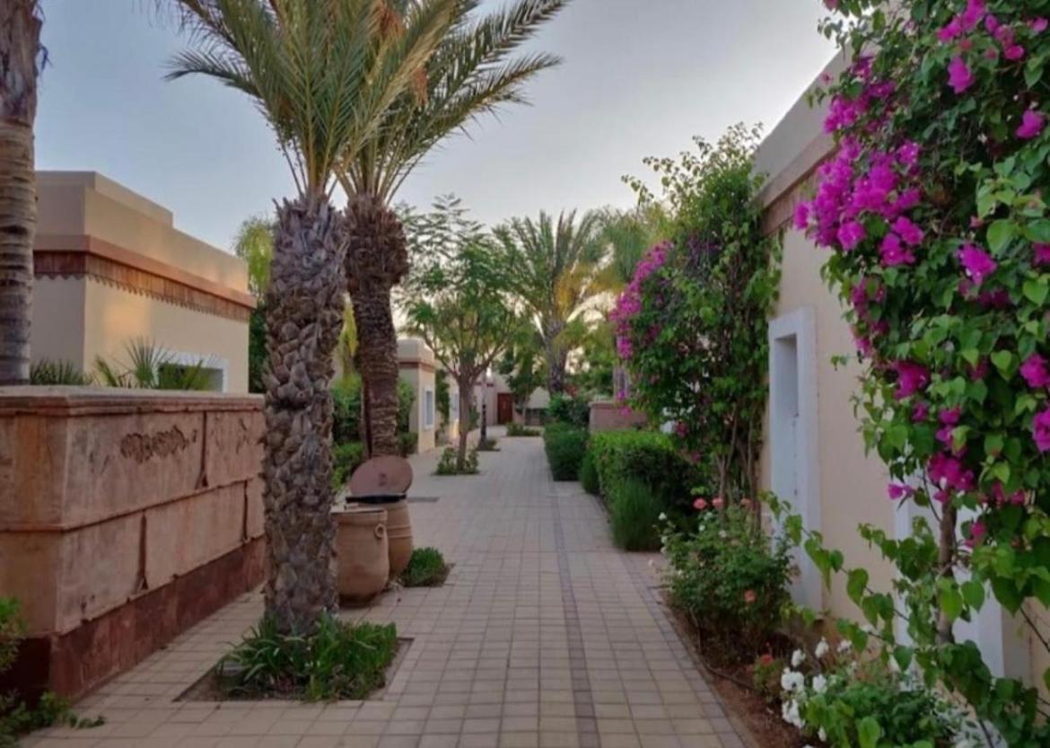 Villa Nawal Et Sa Piscine Chauffee Sans Vis-A-Vis Agadir Exterior foto